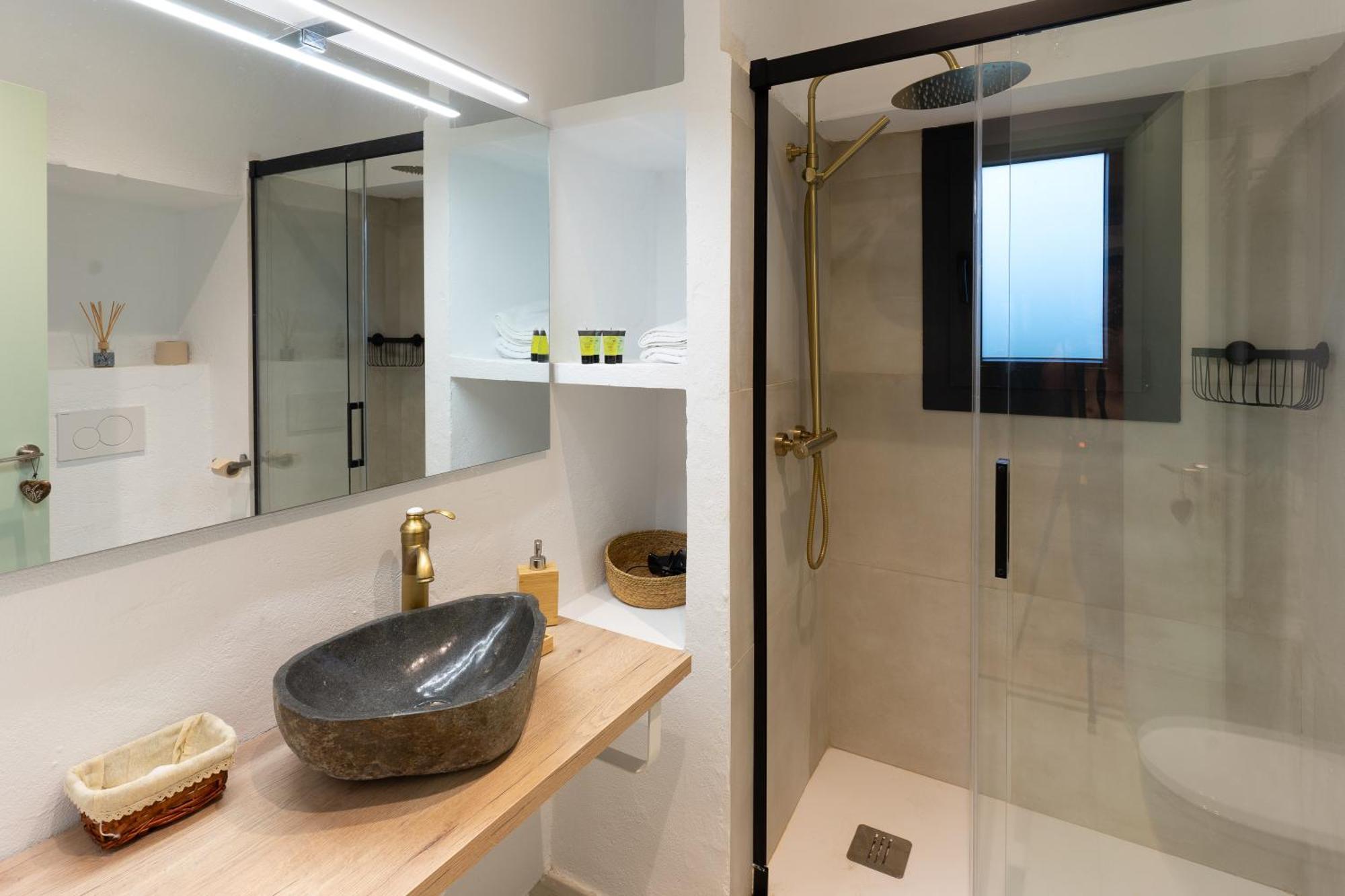 Empordanna, Apartamento Con Encanto En El Corazon Del Emporda ตอร์โรเอยา เด มอนต์กรี ภายนอก รูปภาพ